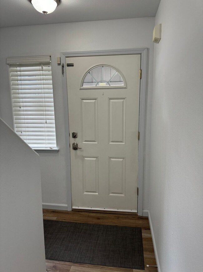 Photo - Beautifully updated 3 bed/2 bath townhome