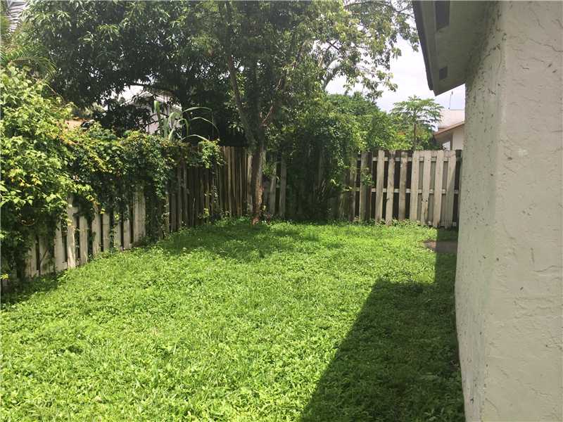 Foto del edificio - 5607 SW 98th Way