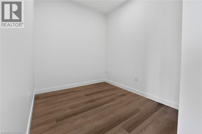 Photo du bâtiment - 461 Green Rd