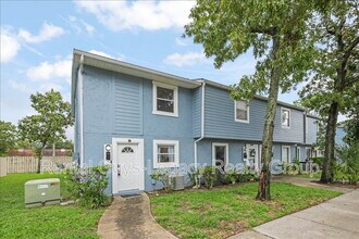 Building Photo - 11406 Bedford Oaks Dr