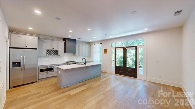 Foto del edificio - 617 W Worthington Ave