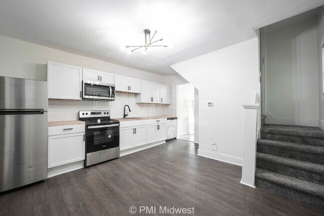 Foto del edificio - 426 N Bradley Ave