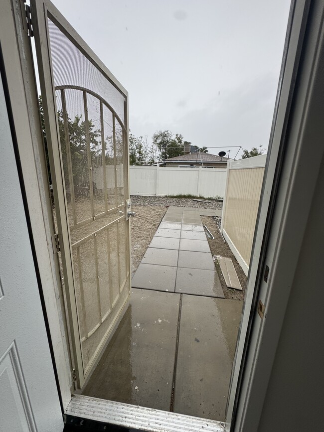 Foto del edificio - 7513 Valaria Dr