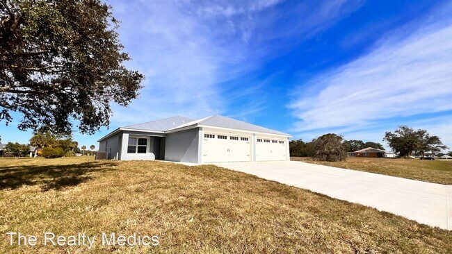 Building Photo - 3 br, 2 bath House - 8145 Cozumel Ln