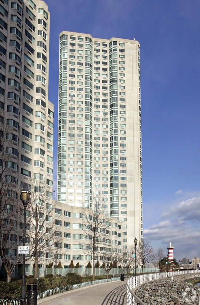 Building Photo - Atlantic