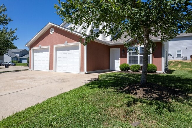 Foto del edificio - 3531-3533 Prescott Dr.