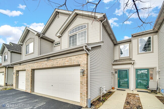 Building Photo - 1065 Woodview Ct