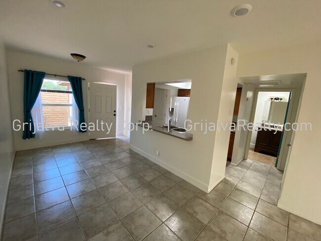 Foto del edificio - 3411 E Glenn St