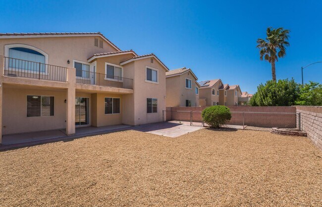 Foto del edificio - 4828 Whisper Lake Dr