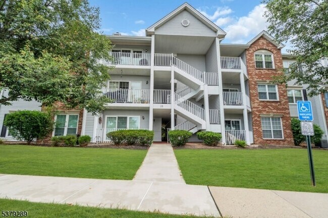 Foto del edificio - 1509 Longley Ct