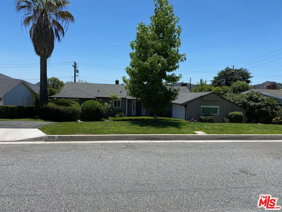 Foto principal - 936 Chehalem Rd