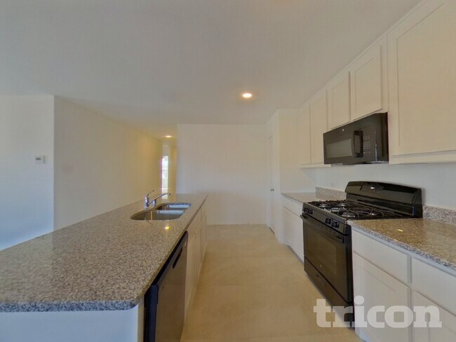 Building Photo - 2500 Bunkerton Dr