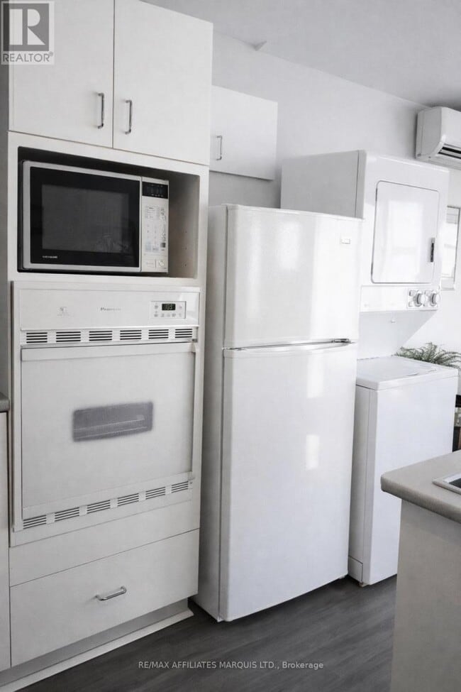 Building Photo - 18246 County Rd 2