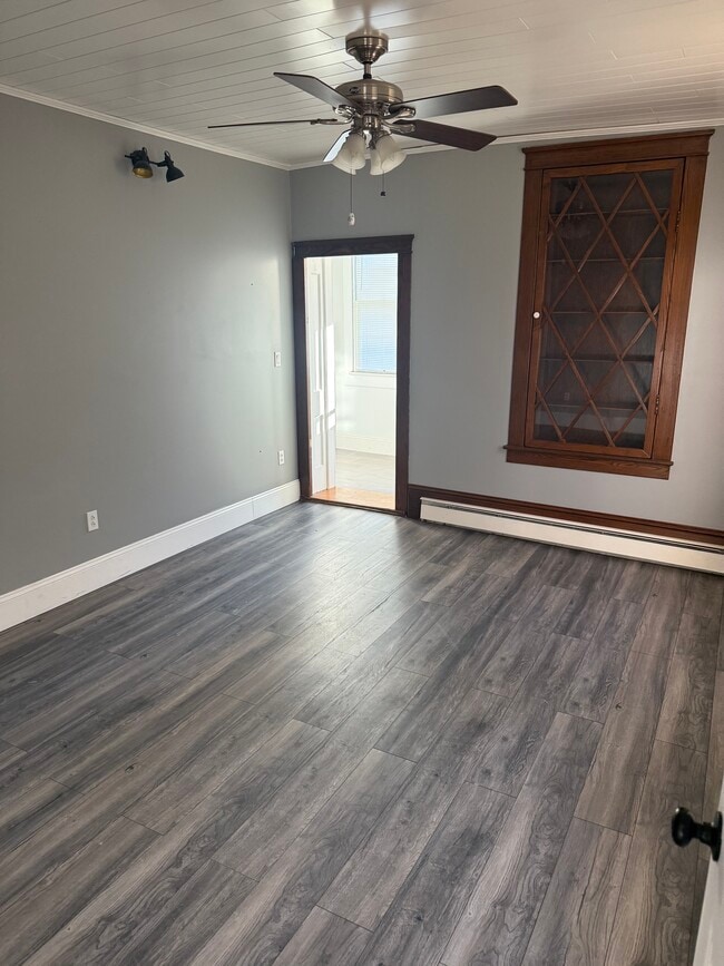 Foto del edificio - 46 S Main St