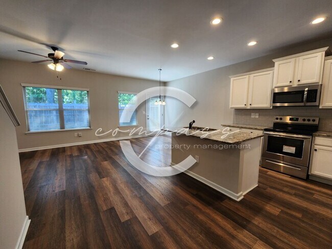 Building Photo - 6050 Oak Bend Ct