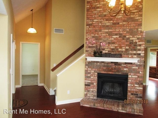 Building Photo - 3 br, 2 bath House - 1103 Sherbourne Way