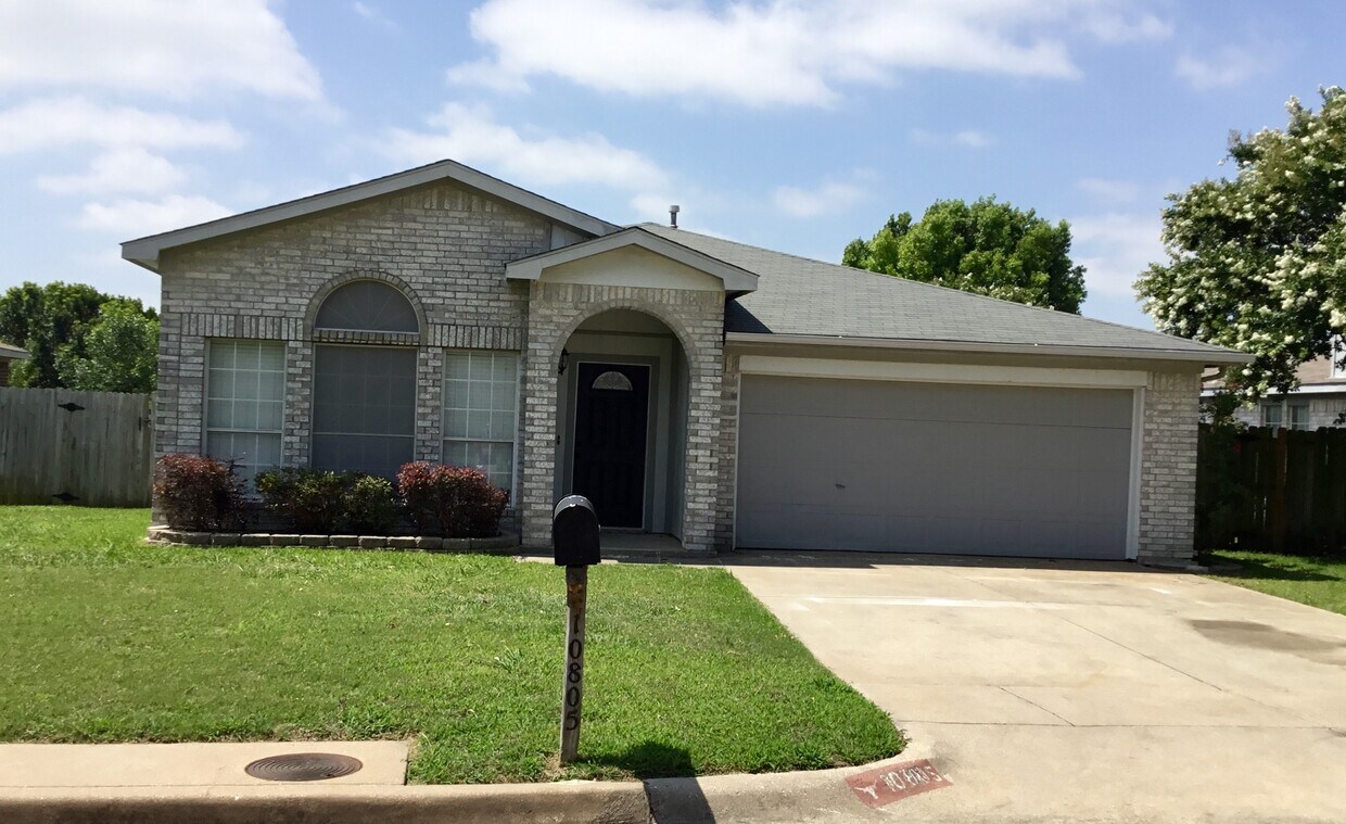 10805 Hornby St, Fort Worth, TX 76108 House Rental in Fort Worth, TX