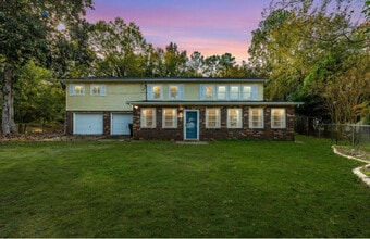 Building Photo - 109 Beacon Ave