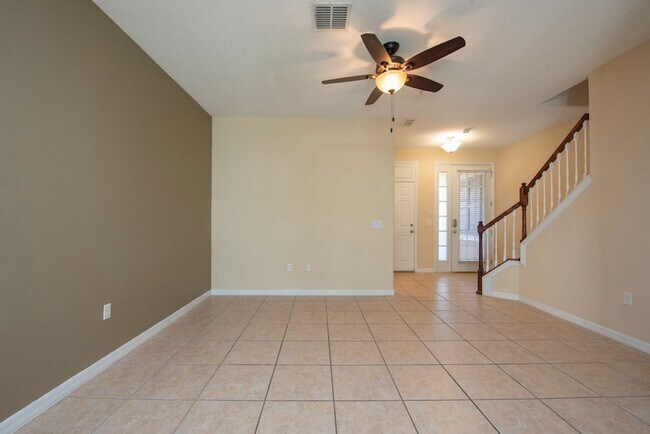 Foto del edificio - Nice 3/2.5 Townhouse with Garage in Lake N...