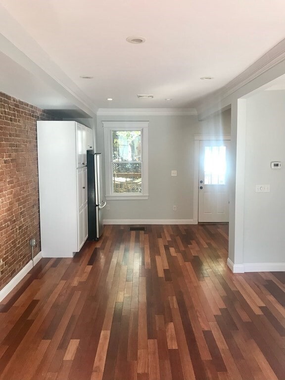 Building Photo - 4 Colebrook St