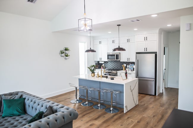 Photo - 1303 Bayou St Townhome