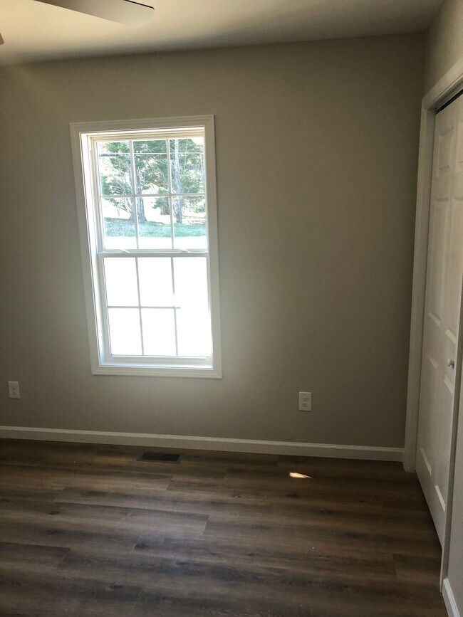 92 24th St NW, Hickory, NC 28601 House Rental in Hickory, NC