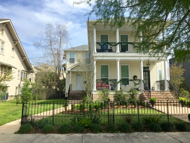 Building Photo - 6425 W End Blvd