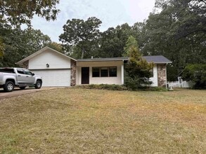 Building Photo - 20 Big Horn Dr