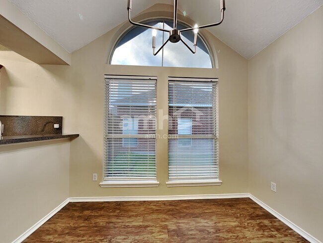 Foto del edificio - 153 Magnolia Ln