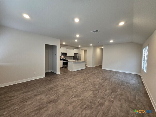 Building Photo - 1420 Parkwood