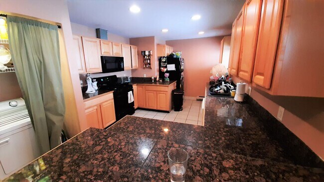 Foto del edificio - 205 Linn St