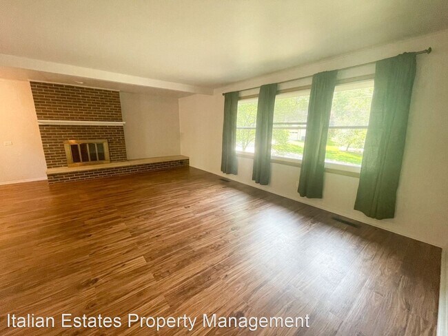 Building Photo - 4 br, 2 bath House - 2832 Nevada St.