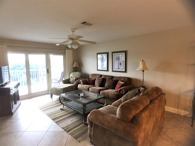 Building Photo - 195 Durango Rd