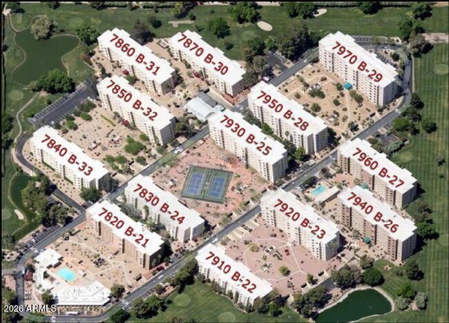 Foto del edificio - 7820 E Camelback Rd