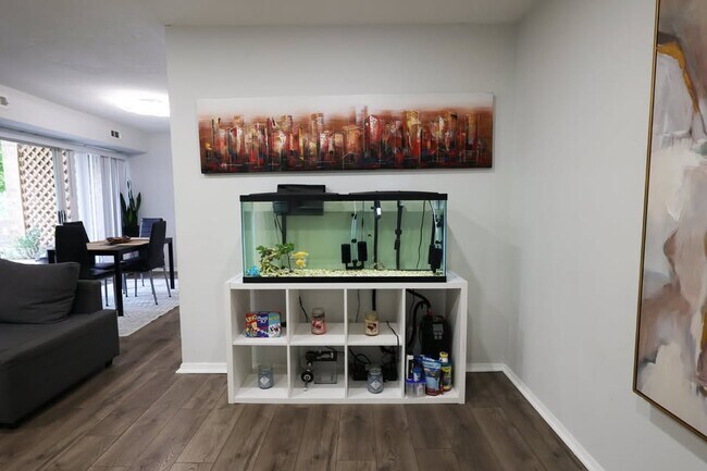 Foto del edificio - 2912 Kings Chapel Rd