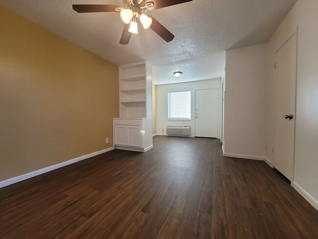 Interior Photo - Wayside Apts