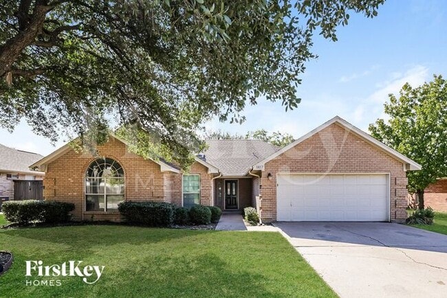 Building Photo - 1417 Highland Dr