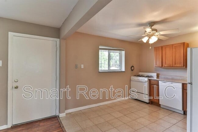 Foto del edificio - 471 S Holmes Ave