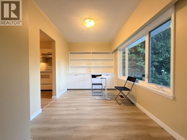 Building Photo - 111 Bonnymuir Dr
