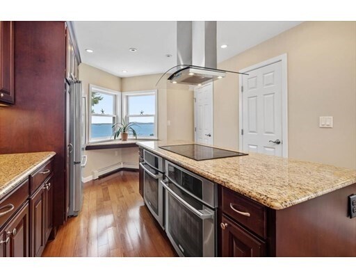 Building Photo - 5 Spinnaker Hill Ln
