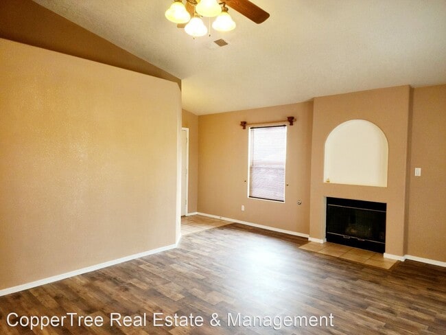 Building Photo - 4 br, 2 bath House - 764 Terra Cotta SW