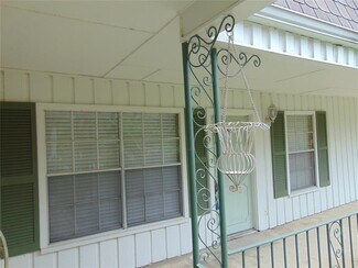 Building Photo - 2516 Enfield Rd