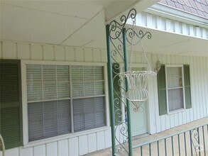 Building Photo - 2516 Enfield Rd