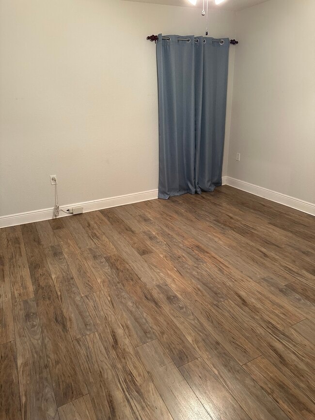 Bedroom - 7405 Vista Way