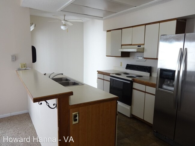 Building Photo - 3 br, 2.5 bath House - 4651 Georgetown Place