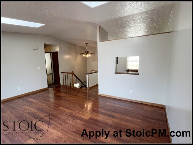 Foto del edificio - 3169 Earlington Ln