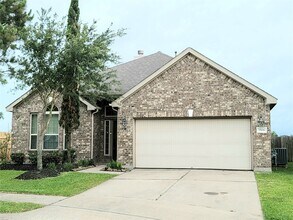 Building Photo - 7506 Amber Village Cir
