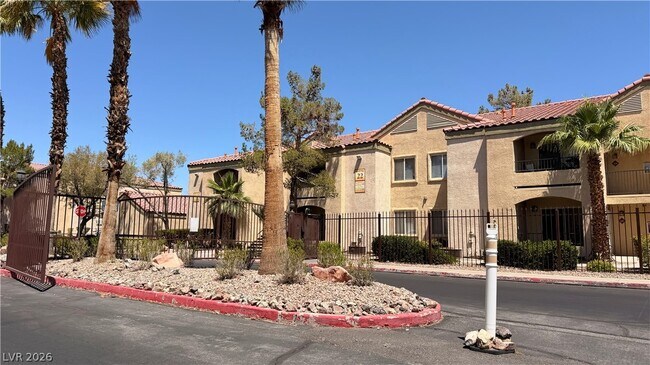 Foto del edificio - 7885 W Flamingo Rd