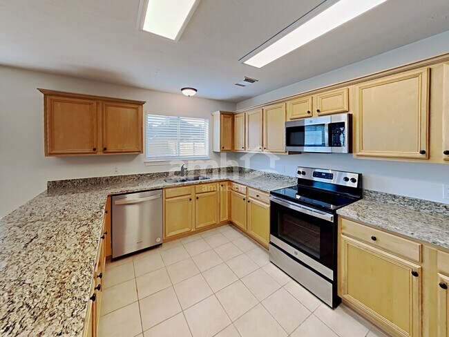 Foto del edificio - 15334 Sienna Oak Dr