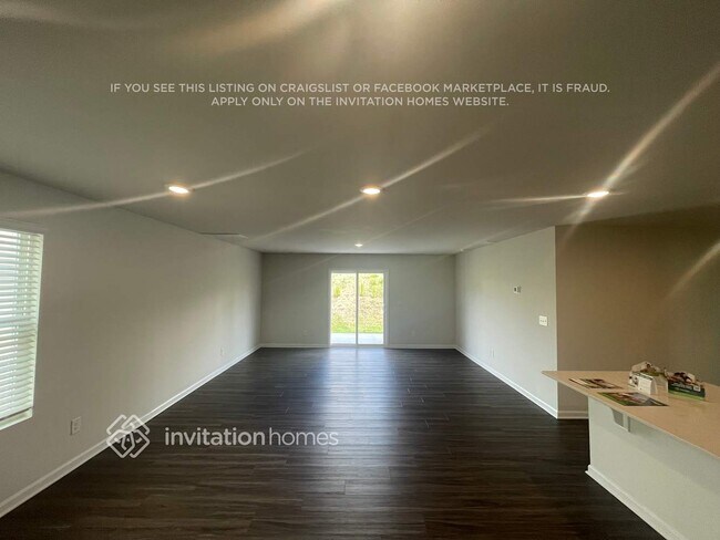 Foto del edificio - 5117 Spring Breeze Blvd
